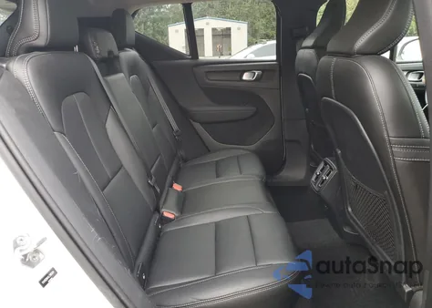 2020 Volvo Xc40 T5 Momentum из США, поврежденный, VIN YV4162UK4L2185024